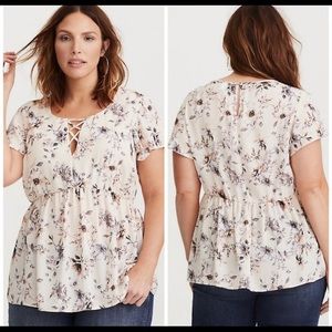 TORRID Cream Blouse Floral Pattern Flutter Sleeve